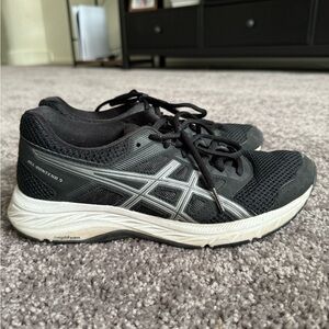 ASIC running shoes